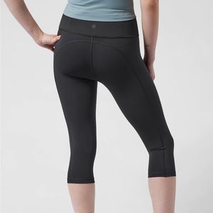 Athleta size XXS accelerate capri leggings